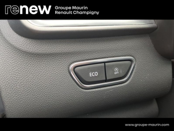 Photo 21 du bon plan RENAULT Kadjar 1.3 TCe 160ch FAP Black Edition EDC - 21 occasion à 18990 €