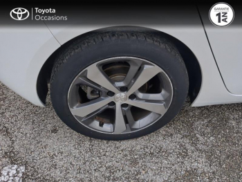 Photo 16 du bon plan PEUGEOT 308 1.2 Puretech 130ch Allure S&S EAT6 5p occasion à 8500 €