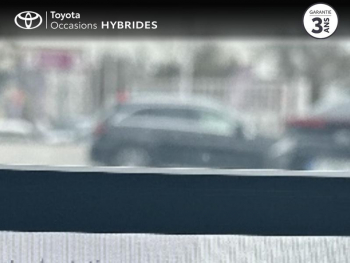 Photo 15 du bon plan TOYOTA Corolla 1.8 140ch Design Pack Confort occasion à 24780 €