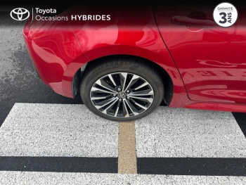 Photo 16 du bon plan TOYOTA Corolla 1.8 140ch Design Pack Confort occasion à 24780 €