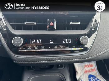 Photo 21 du bon plan TOYOTA Corolla 1.8 140ch Design Pack Confort occasion à 24780 €