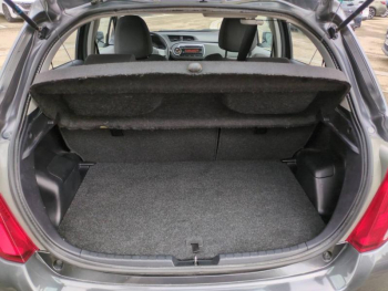 Photo 13 du bon plan TOYOTA Yaris 69 VVT-i Tendance 5p occasion à 8800 €