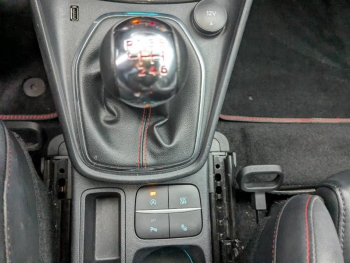 Photo 15 du bon plan FORD Puma 1.5 EcoBoost 200ch S&S ST occasion à 28689 €