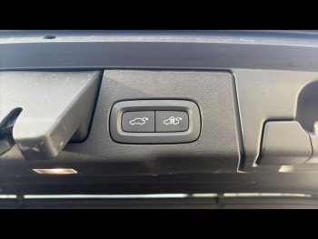 Photo 8 du bon plan VOLVO XC60 T6 Hybride Rechargeable 350ch Ultra Style Dark Geartronic 8 AWD occasion à 61500 €