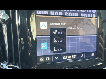 Photo 27 du bon plan VOLVO XC60 T6 Hybride Rechargeable 350ch Ultra Style Dark Geartronic 8 AWD occasion à 61500 €