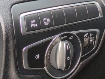 Photo 21 du bon plan MERCEDES-BENZ GLC 220 d 170ch Executive 4Matic 9G-Tronic occasion à 20900 €