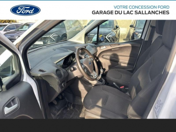 Photo 5 du bon plan FORD Transit Courier VUL 1.0E 100ch Stop&Start Limited occasion à 16490 €