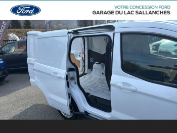 Photo 15 du bon plan FORD Transit Courier VUL 1.0E 100ch Stop&Start Limited occasion à 16490 €
