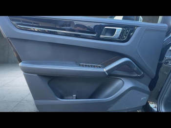 Photo 20 du bon plan PORSCHE Cayenne Coupé 2.9 V6 440ch S occasion à 51490 €
