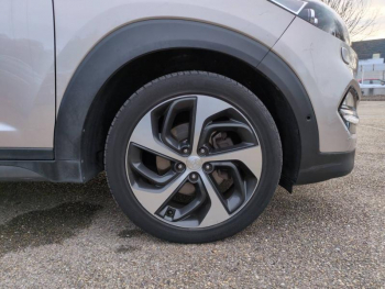 Photo 10 du bon plan HYUNDAI Tucson 2.0 CRDI 185ch Executive 4WD BVA6 occasion à 14900 €