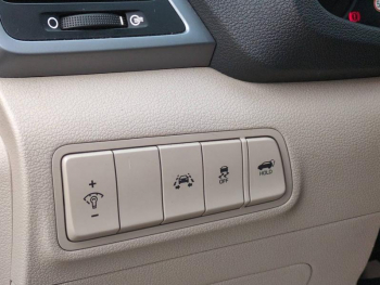 Photo 19 du bon plan HYUNDAI Tucson 2.0 CRDI 185ch Executive 4WD BVA6 occasion à 14900 €