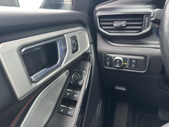 Photo 13 du bon plan FORD Explorer 3.0 EcoBoost 457ch Parallel PHEV ST-Line i-AWD BVA10 25cv occasion à 47890 €