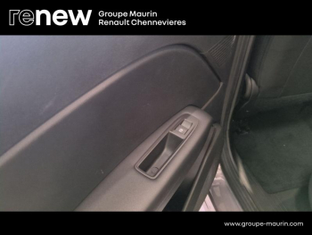 Photo 23 du bon plan RENAULT Captur 1.6 E-Tech hybride 145ch Business -21 occasion à 19990 €