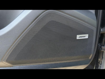 Photo 17 du bon plan PORSCHE Cayenne 3.0 462ch E-Hybrid occasion à 56990 €