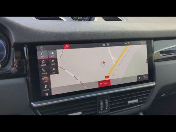 Photo 19 du bon plan PORSCHE Cayenne 3.0 462ch E-Hybrid occasion à 56990 €