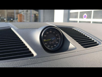 Photo 20 du bon plan PORSCHE Cayenne 3.0 462ch E-Hybrid occasion à 56990 €