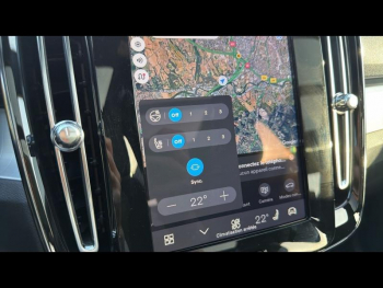 Photo 20 du bon plan VOLVO XC40 B3 163ch Ultra DCT 7 occasion à 46290 €