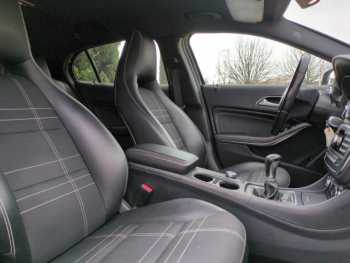 Photo 15 du bon plan MERCEDES-BENZ Classe GLA 180 Sensation occasion à 11790 €