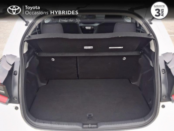 Photo 10 du bon plan TOYOTA Yaris 116h Design 5p MY22 occasion à 19290 €
