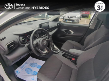 Photo 11 du bon plan TOYOTA Yaris 116h Design 5p MY22 occasion à 19290 €