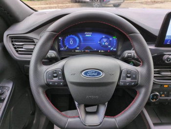 Photo 12 du bon plan FORD Kuga 2.5 Duratec 190ch FHEV E85 ST-Line BVA occasion à 25490 €