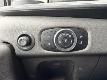 Photo 14 du bon plan FORD Transit 2T Fg VUL T350 L2H2 2.0 EcoBlue 170ch S&S Trend Business BVA occasion à 28990 €
