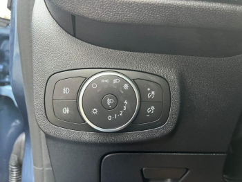 Photo 12 du bon plan FORD Fiesta 1.0 Flexifuel 95ch ST-Line X 5p occasion à 14900 €