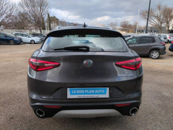 Photo 8 du bon plan ALFA ROMEO Stelvio 2.2 Diesel 150ch Super AT8 occasion à 17900 €