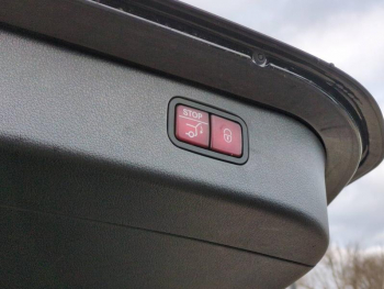 Photo 14 du bon plan MERCEDES-BENZ Classe C Break 300 e 204+129ch AMG Line occasion à 22900 €