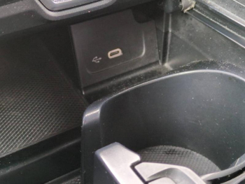 Photo 28 du bon plan MERCEDES-BENZ Classe C Break 300 e 204+129ch AMG Line occasion à 22900 €