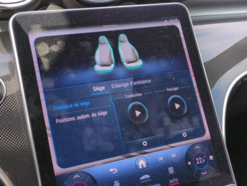 Photo 30 du bon plan MERCEDES-BENZ Classe C Break 300 e 204+129ch AMG Line occasion à 22900 €