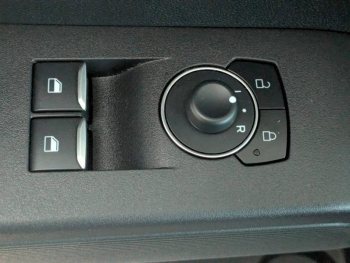 Photo 13 du bon plan FORD Transit Courier VUL 1.0 EcoBoost 100ch Trend occasion à 21000 €