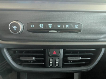 Photo 20 du bon plan FORD Transit Courier VUL 1.0 EcoBoost 100ch Trend occasion à 21000 €