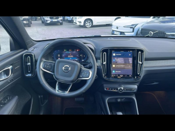Photo 4 du bon plan VOLVO XC40 B3 163ch Ultra DCT 7 occasion à 39990 €