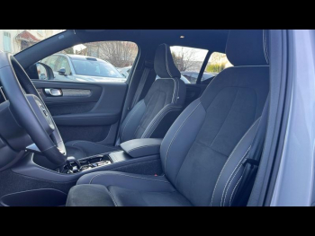 Photo 5 du bon plan VOLVO XC40 B3 163ch Ultra DCT 7 occasion à 39990 €