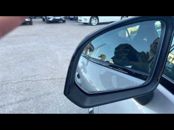 Photo 12 du bon plan VOLVO XC40 B3 163ch Ultra DCT 7 occasion à 39990 €