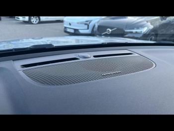 Photo 20 du bon plan VOLVO XC40 B3 163ch Ultra DCT 7 occasion à 39990 €