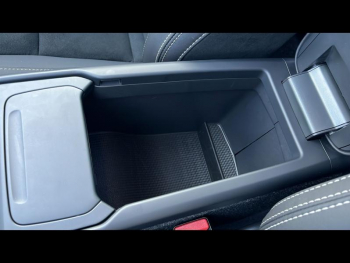 Photo 26 du bon plan VOLVO XC40 B3 163ch Ultra DCT 7 occasion à 39990 €