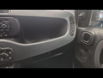 Photo 15 du bon plan FIAT Panda 1.2 8v 69ch S&S  Euro6D occasion à 8900 €