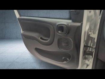 Photo 16 du bon plan FIAT Panda 1.2 8v 69ch S&S  Euro6D occasion à 8900 €