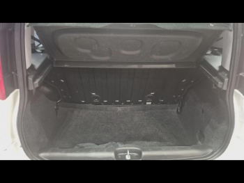 Photo 21 du bon plan FIAT Panda 1.2 8v 69ch S&S  Euro6D occasion à 8900 €
