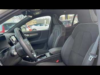 Photo 5 du bon plan VOLVO XC40 B3 163ch Ultra DCT 7 occasion à 39990 €