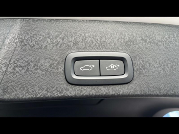 Photo 8 du bon plan VOLVO XC40 B3 163ch Ultra DCT 7 occasion à 39990 €