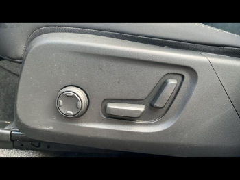 Photo 12 du bon plan VOLVO XC40 B3 163ch Ultra DCT 7 occasion à 39990 €