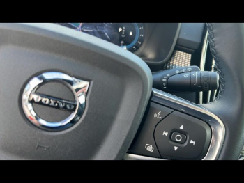 Photo 23 du bon plan VOLVO XC40 B3 163ch Ultra DCT 7 occasion à 39990 €