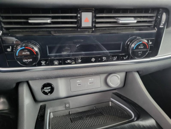 Photo 16 du bon plan NISSAN X-Trail e-4orce 213ch N-Connecta 7 places occasion à 43990 €