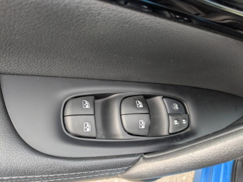 Photo 3 du bon plan NISSAN Qashqai 1.5 dCi 115ch N-Connecta DCT 2019 Euro6-EVAP occasion à 18290 €