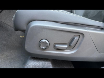 Photo 16 du bon plan VOLVO XC40 B3 163ch Ultra DCT 7 occasion à 40890 €