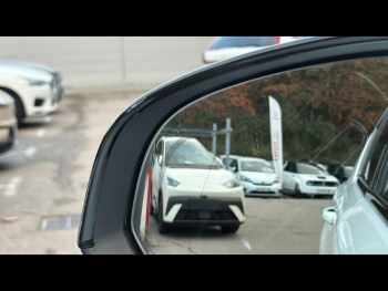 Photo 19 du bon plan VOLVO XC40 B3 163ch Ultra DCT 7 occasion à 40890 €