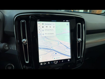 Photo 21 du bon plan VOLVO XC40 B3 163ch Ultra DCT 7 occasion à 40890 €